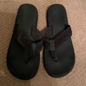 Black Reef Flip Flops